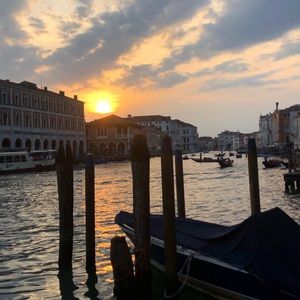 Meet your Posher, Alissa